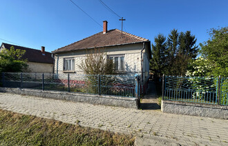 Eladó Családi ház