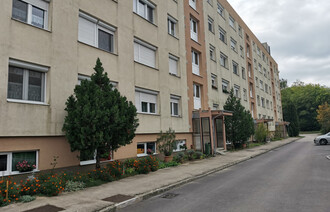 Eladó Társasházi lakás