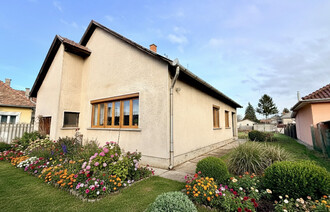 Eladó Családi ház