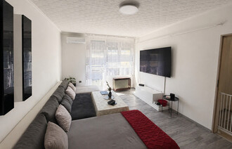 Eladó Társasházi lakás