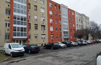 Eladó Társasházi lakás