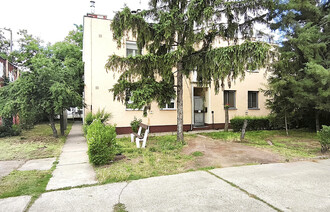 Eladó Téglaépítésű lakás