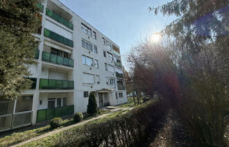 Eladó Társasházi lakás