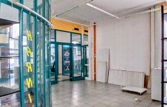 Eladó Üzlethelyiség