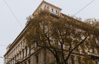 Eladó Téglaépítésű lakás