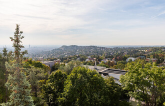 Eladó Téglaépítésű lakás