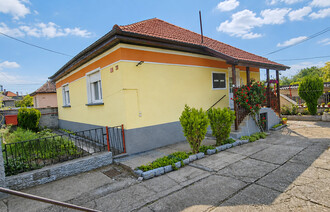 Eladó Családi ház