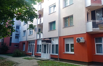 Eladó Üzlethelyiség