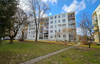 Eladó Társasházi lakás