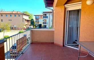 Eladó Téglaépítésű lakás