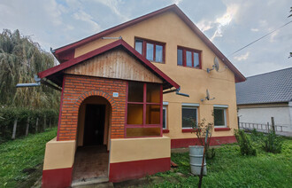 Eladó Téglaépítésű lakás