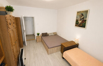 Eladó Társasházi lakás