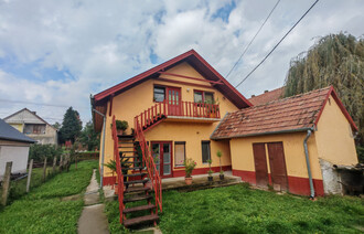 Eladó Téglaépítésű lakás