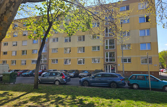 Eladó Társasházi lakás