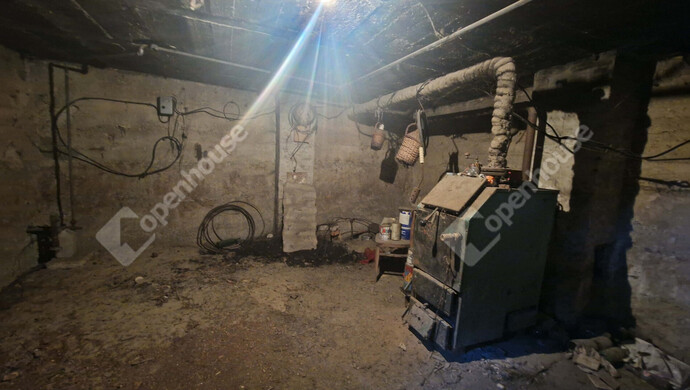 9. kép | Eladó Családi ház, Bakonybánk (#181310)