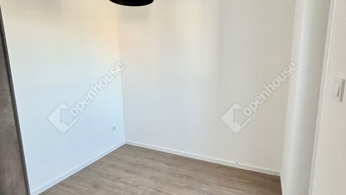 1. kép | Szoba | Kiadó Társasházi lakás, Tatabánya (#177996)