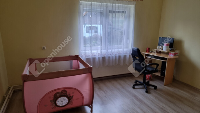 11. kép | Eladó Családi ház, Nyúl (#178303)