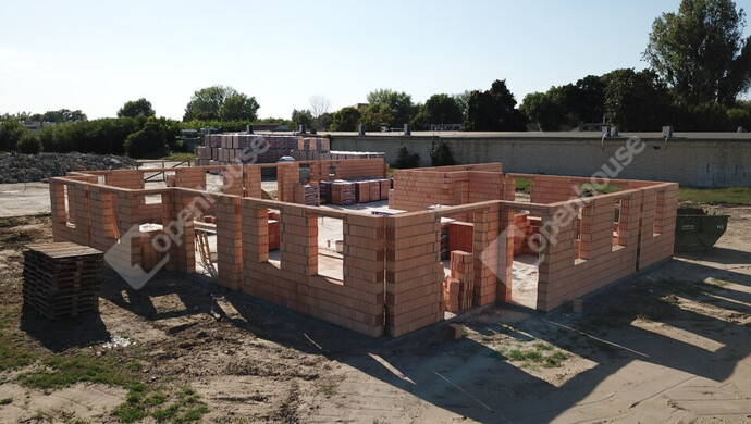 2. kép | Eladó Társasházi lakás, Komárom (#177174)