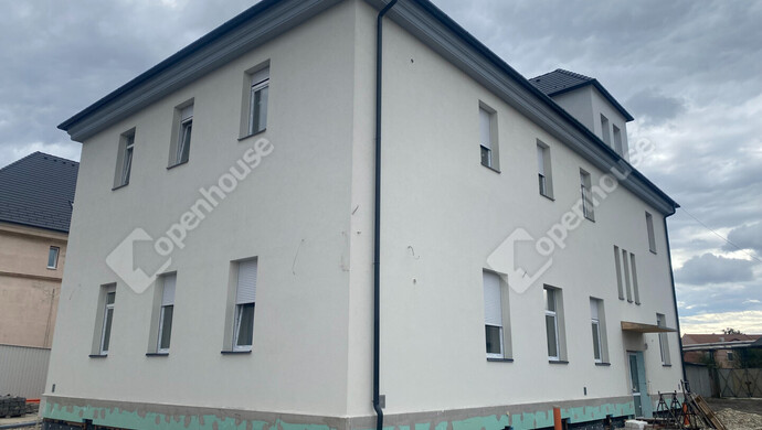 15. kép | Udvari látkép | Kiadó Társasházi lakás, Mosonmagyaróvár (#178156)