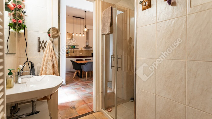 38. kép | Eladó Téglaépítésű lakás, Budapest I. Ker. (#181800)