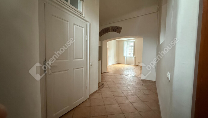 0. kép | Ahogy belépünk az ingatlanba | Eladó Társasházi lakás, Sopron (#179470)