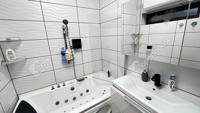 9. kép | Eladó Sorház, Debrecen (#177934)