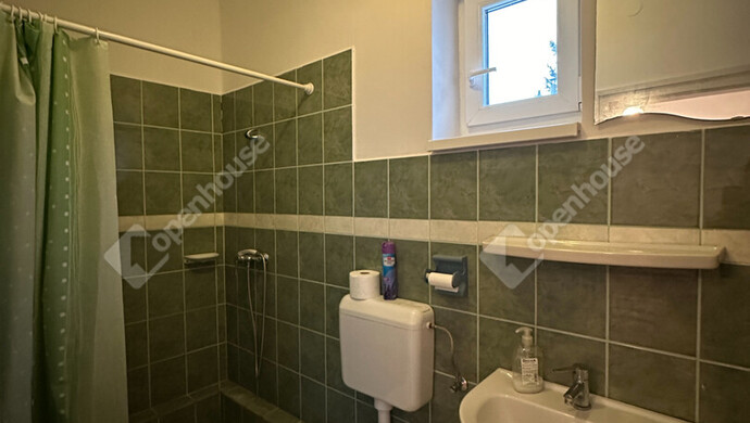 34. kép | Eladó Családi ház, Bakonybél (#179472)