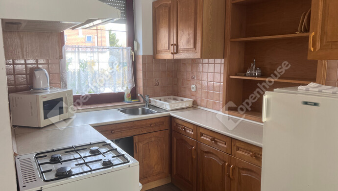 1. kép | Kiadó Ikerház, Hegykő (#181261)