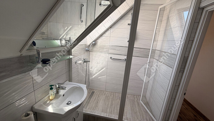 40. kép | Eladó Családi ház, Keszthely (#181314)