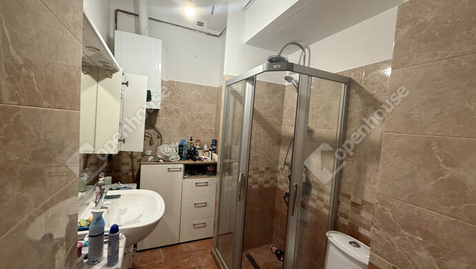 6. kép | fürdőszoba | Eladó Társasházi lakás, Budapest VI. Ker. (#177127)