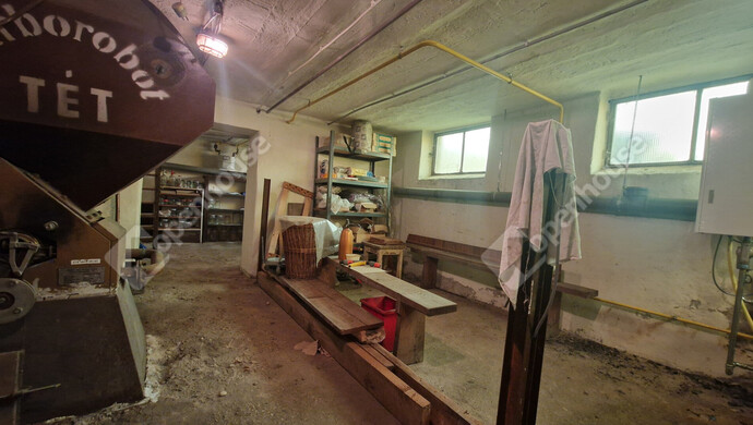 22. kép | Eladó Családi ház, Komárom (#178014)