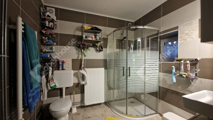 9. kép | Eladó Családi ház, Ács (#179051)