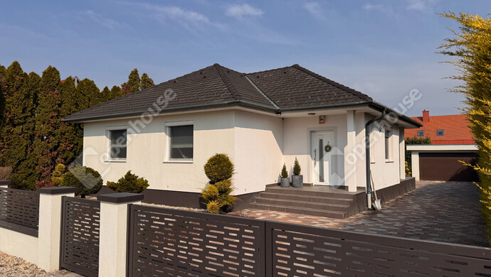 24. kép | Eladó Családi ház, Hegykő (#180200)