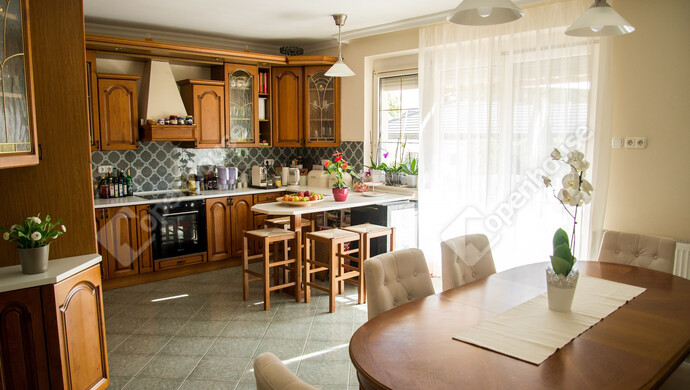 1. kép | Eladó Családi ház, Debrecen (#180571)