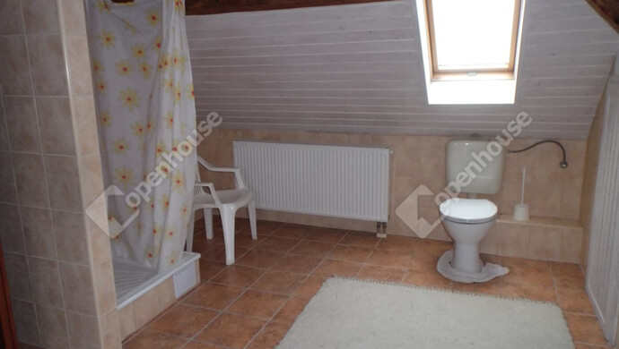 40. kép | Eladó Családi ház, Adásztevel (#180974)