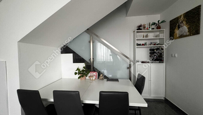 1. kép | Eladó családi ház Várpalotán | Eladó Családi ház, Várpalota (#178754)