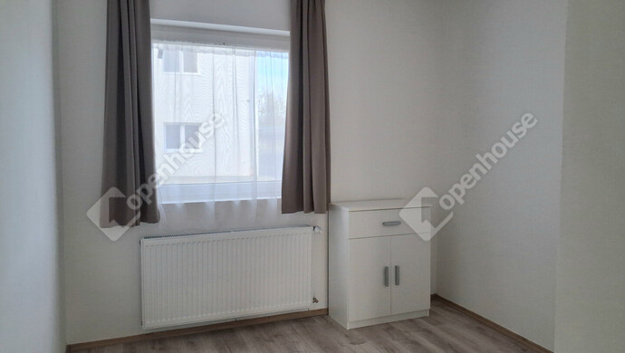 4. kép | Kiadó Társasházi lakás, Komárom (#179646)