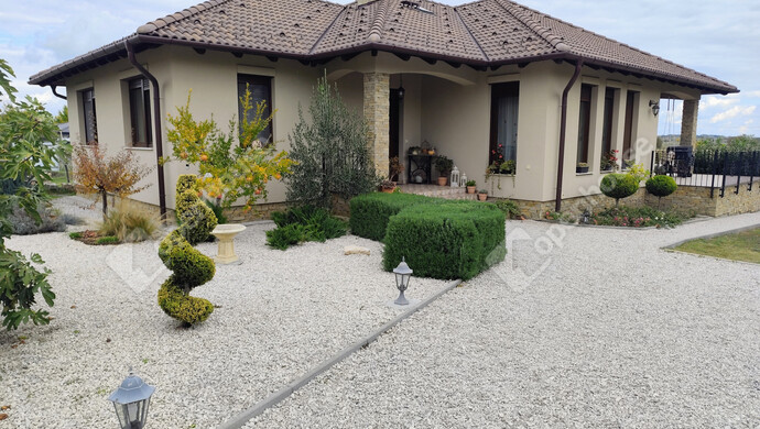 1. kép | Eladó Családi ház, Balatonlelle (#178051)