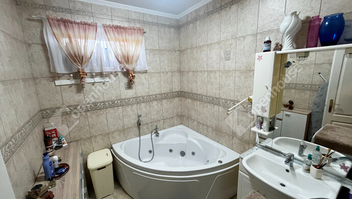 17. kép | Eladó Családi ház, Debrecen (#178858)