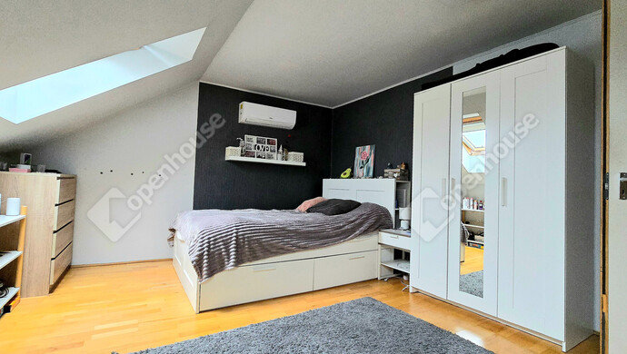 8. kép | Hálószoba 1. | Eladó Társasházi lakás, Budapest VI. Ker. (#179627)