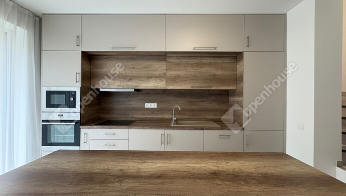 1. kép | Kiadó Sorház, Debrecen (#180289)