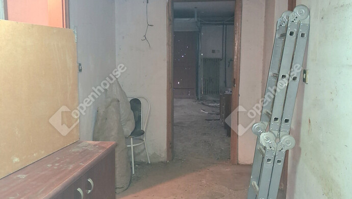 34. kép | Eladó Családi ház, Bana (#180022)