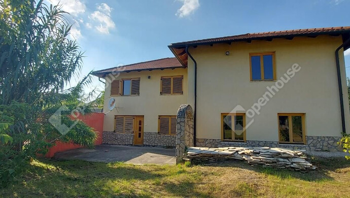 2. kép | Eladó Családi ház, Komárom (#177520)