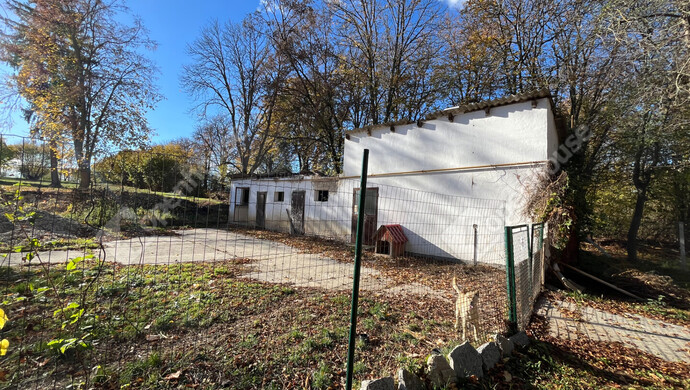 33. kép | Kiadó Üzleti ingatlan, Magyaratád (#179814)