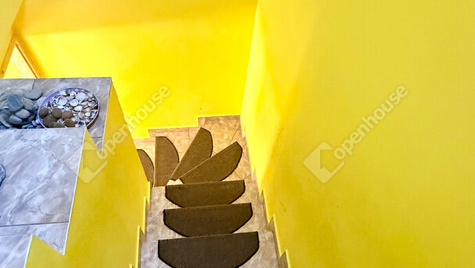 9. kép | emelet közlekedő | Eladó Társasházi lakás, Üllő (#178213)