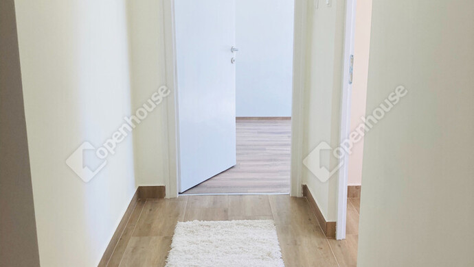 8. kép | Előszoba | Kiadó Társasházi lakás, Tatabánya (#176945)