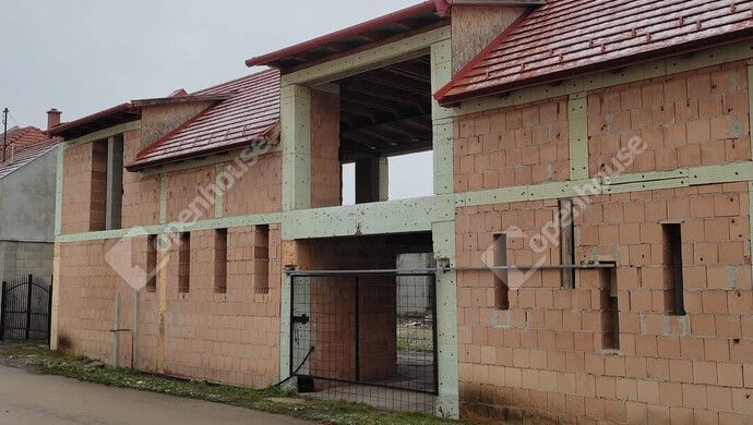 3. kép | Eladó Szolgáltató egység, Pápa (#179897)