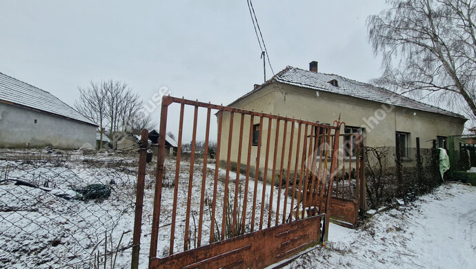 1. kép | Eladó Családi ház, Ács (#179570)