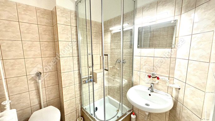 0. kép | Fürdőszoba | Eladó Társasházi lakás, Tatabánya (#179203)