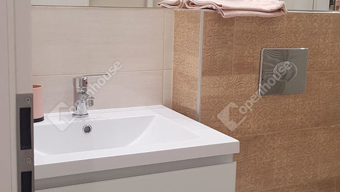 4. kép | Kiadó Sorház, Debrecen (#139996)